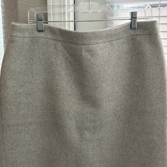J Crew Mercantile Wool Pencil skirt Size 12 - Picture 10 of 10